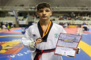 Hugo Gutiérrez Morales medalla de bronce en el campeonato de España de Taekwondo