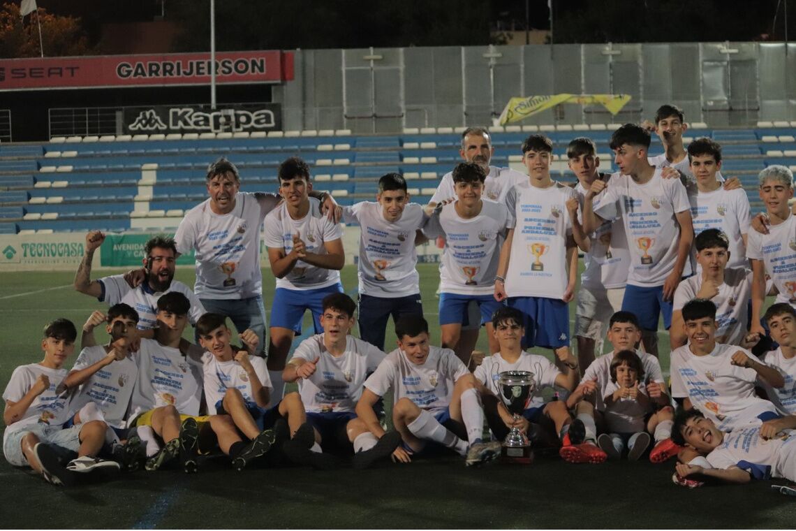 El CD Alcalá cadetes campeón de Liga en Segunda Andaluza