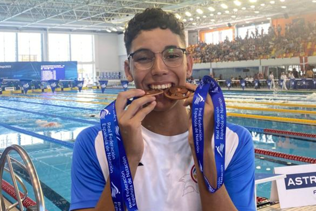 Illias El Fallaki Nadador Del Cn Alcalá Consigue Doblete De Medallas De Bronce En El