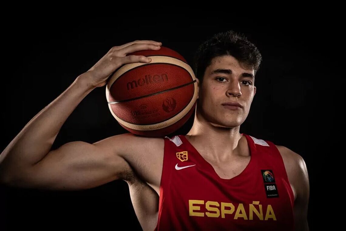 El alcalareño David Gómez, convocado por la Selección Española U20