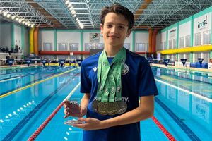 Alejandro Calderón, Denis Stefan y Dunia Cano, obtienen medallas en el Campeonato de Andalucía en Cádiz