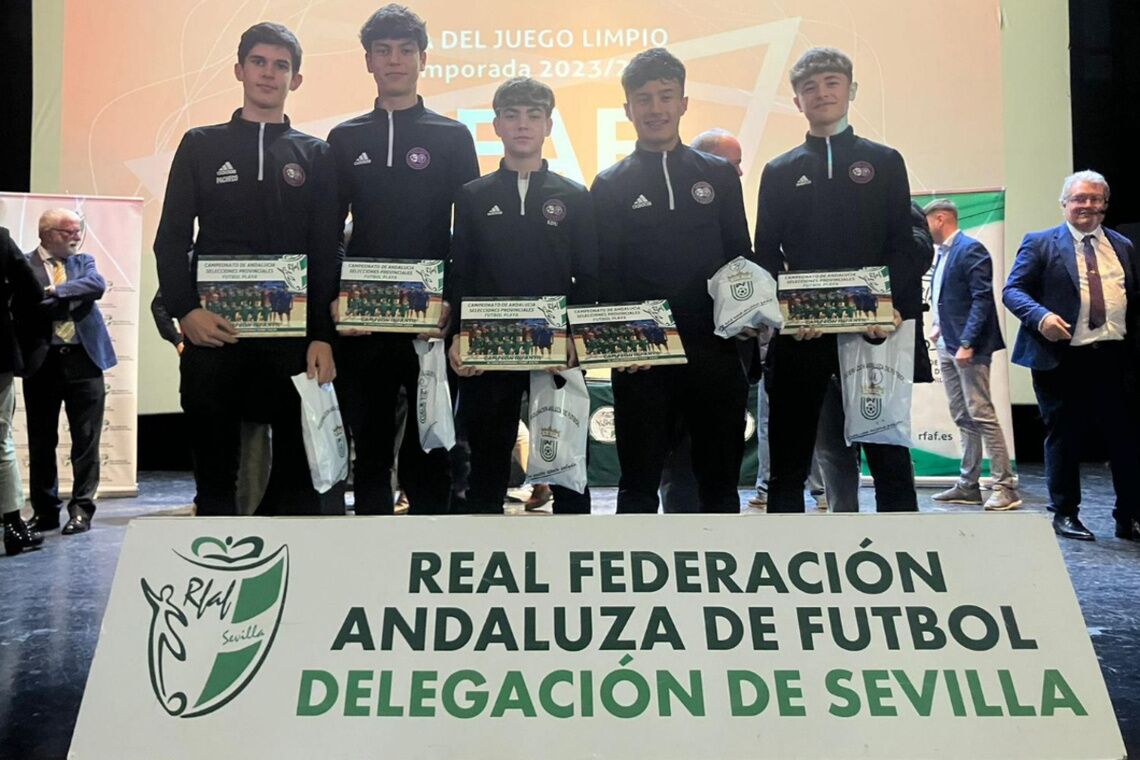 El alcalareño Eduardo Expósito Lara, recibe reconocimiento por parte de la RFSF