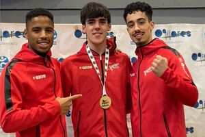 CD Qalat obtiene tres campeones de Andalucía de Kick Boxing