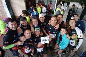 Participación alcalareña de Los Jartibles en el comienzo del Circuito de Carreras Populares de Sevilla